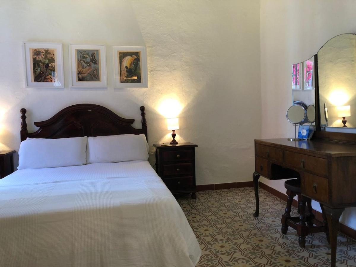 Andaluz Living - Traditional Andalusian House, Casa De Vecinos Эль-Пуэрто-де-Санта-Мария Экстерьер фото